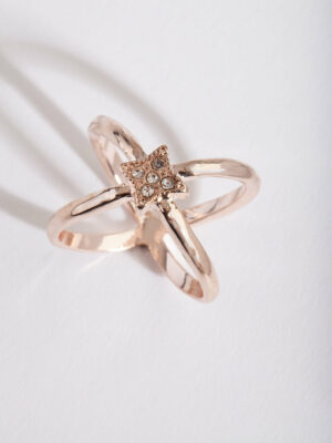 Rose Crossover Ring