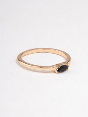 Black Oval Stone Ring