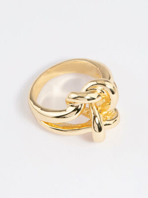 Double Knot Ring